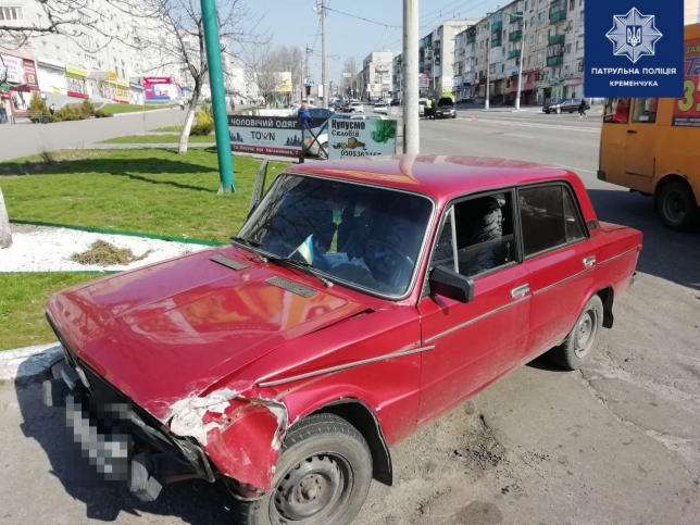 В Кременчуге жигуль неудачно проскочил на красный свет