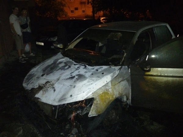 В Кременчуге на парковке сгорело авто