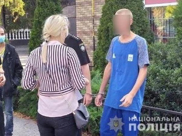 В Кременчуге взяли под стражу подозреваемого в ограблении двух женщин