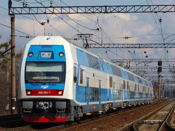 Двухэтажного поезда в Кременчуге больше не будет