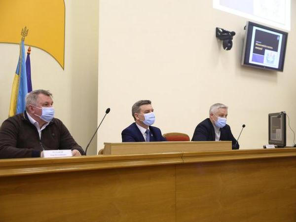 В кременчугской мэрии состоялось заседание комиссии по вопросам эвакуации