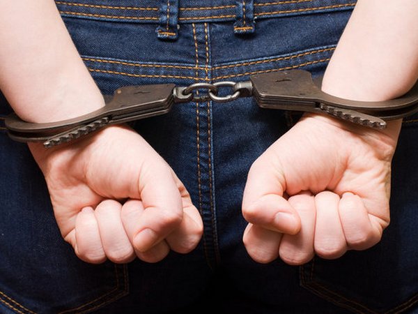 У кременчужанина прямо из рук украли гаджет