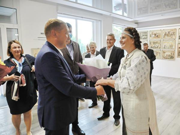 Оксана Бойко презентовала свою персональную выставку «Мой Кременчуг: легенды, история, современность в картинах»