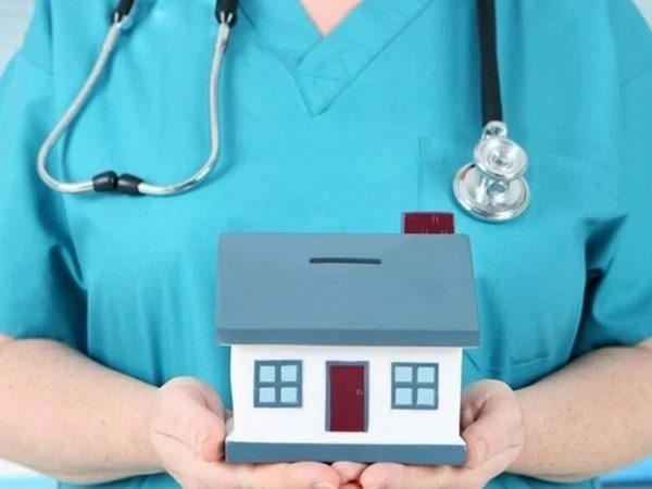 Для кременчугских медиков выделили 5 служебных квартир Для кременчугских медиков выделили 5 служебных квартир