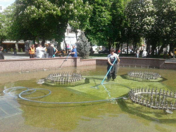 Подготовка полным ходом: центр Кременчуга преобразился ко Дню Победы