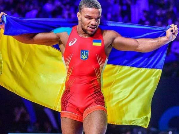 Двое борцов, которые представляют Кременчуг, вошли в ТОП-20 лучших спортсменов мира
