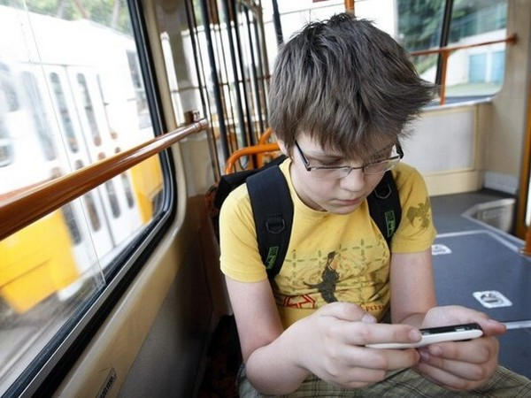 В следующем году кременчугских школьников бесплатно возить в общественном транспорте не будут