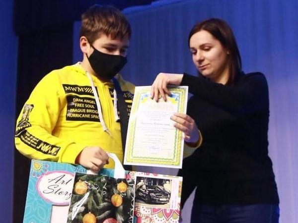 В Кременчуге поздравили победителей конкурса «Стоп насилию!»