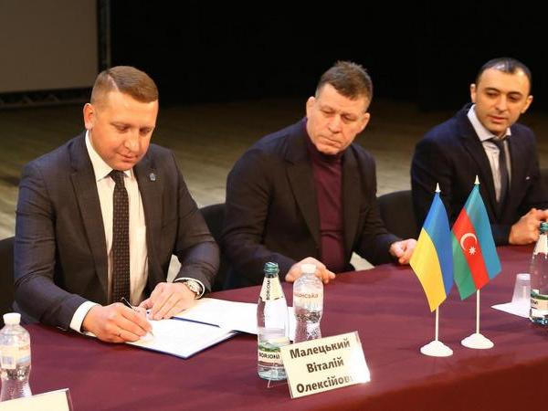 Кременчуг подписал меморандум о сотрудничестве с ОО «Совет азербайджанцев Украины в Полтавской области»
