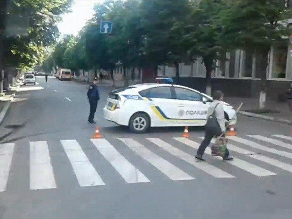 Центр Кременчуга оцепили патрульные