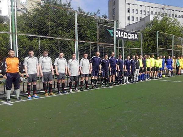 В футбольном турнире среди полицейских кременчужане оказались лучше полтавских коллег