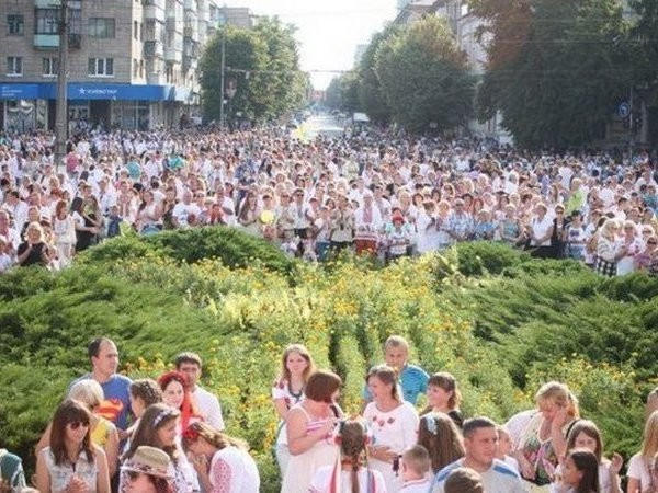 В Кремле раскритиковали Кременчугский парад вышиванок