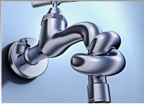 Кременчужанам за долги отключили горячую воду