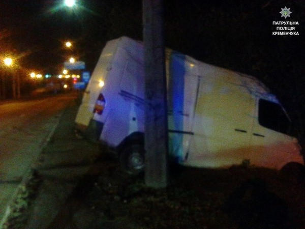 В Кременчуге парень напился, угнал автомобиль и попал в ДТП