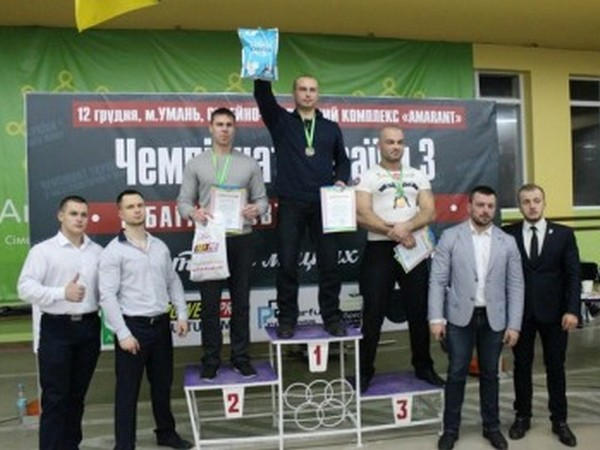 Кременчугские атлеты победили на Открытом чемпионате Украины по многоповторному жиму