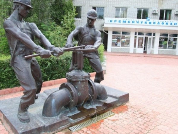 «Кременчугводоканал», который находится на грани банкротства, закупил дров на 887 тысяч гривен