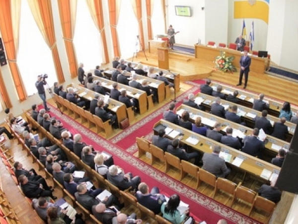 Кременчугский депутат намерен усилить контроль за коммунальными предприятиями