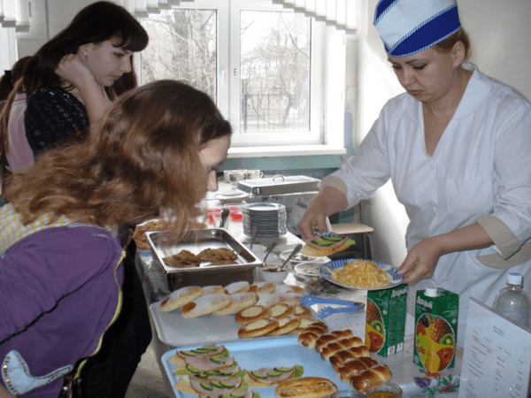В кременчугских школах могут дышать спокойно – проверок детского питания не будет