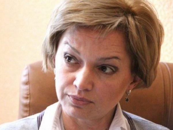 Директор кременчугской гимназии №5 Илона Бобер лишилась своей должности