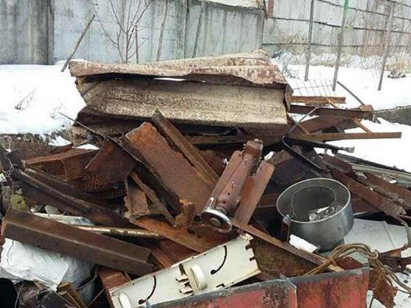 Полиция Кременчуга обнаружила подпольный пункт приема металлолома