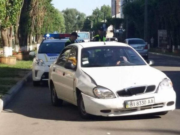В Кременчуге столкнулись два автомобиля