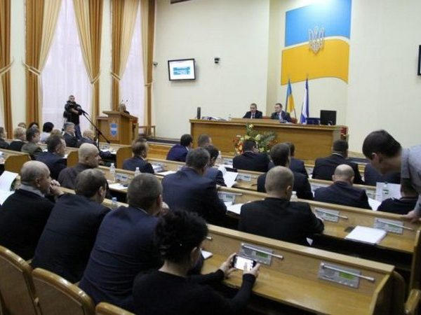 Кредит на ремонт кременчугских дорог: брать или не брать?