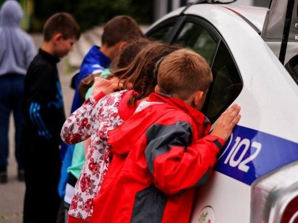 Кременчугские патрульные отправились в детский лагерь
