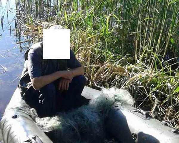 В Кременчуге полиция задержала браконьера с 17 кг рыбы