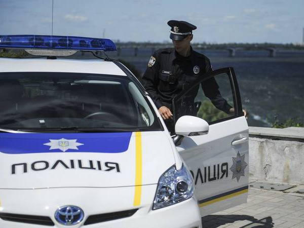 В Кременчуге полиция гонялась за пьяным военным В Кременчуге полиция гонялась за пьяным военным