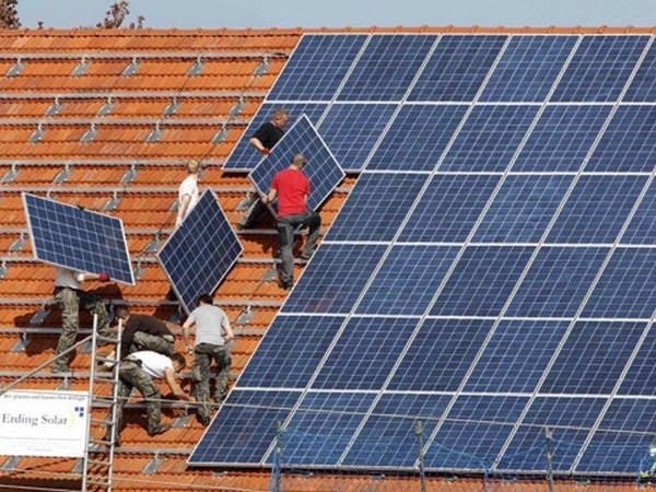 Кременчугские депутаты хотят обустроить терцентр солнечными батареями