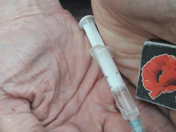 В центре Кременчуга задержали молодого парня с наркотиками