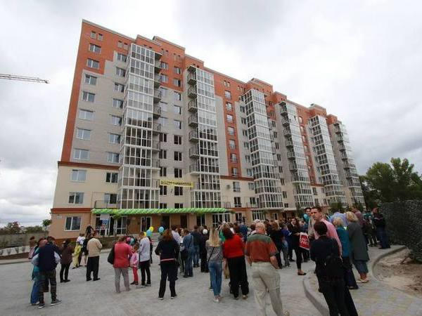 Кременчужан заселили в новую девятиэтажку