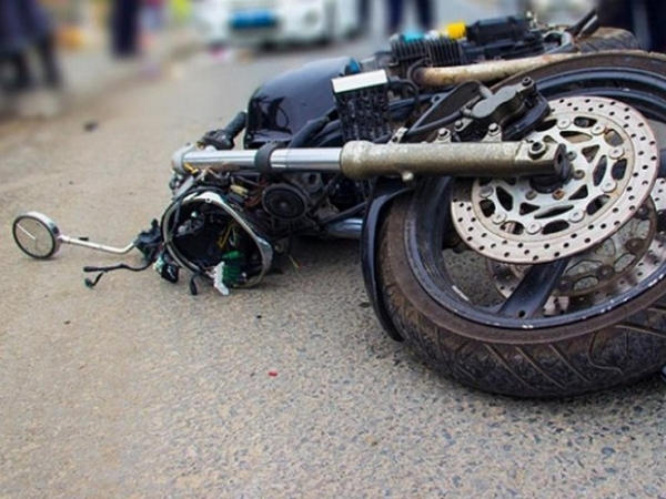 В Кременчуге на Киевской столкнулись мопедист и мотоциклист