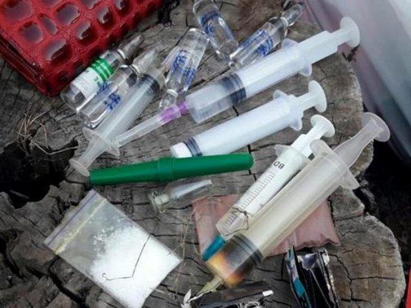 За два дня полиция задержала 12 кременчужан с наркотиками