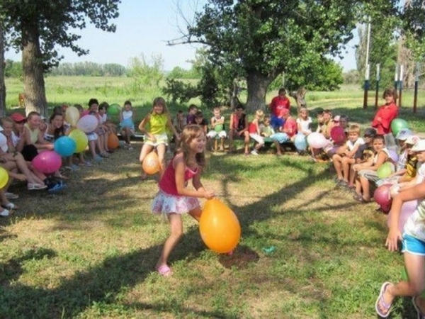 В Кременчуге записать ребенка в лагерь можно онлайн