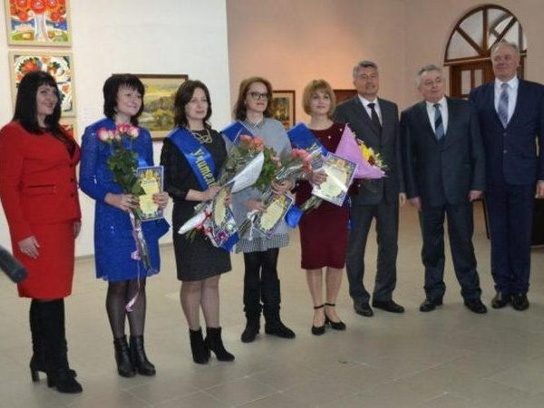 Учительницу немецкого языка из Кременчуга признали лучшей в области