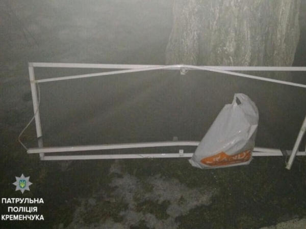 Полиция задержала кременчужан за кражей москитных сеток