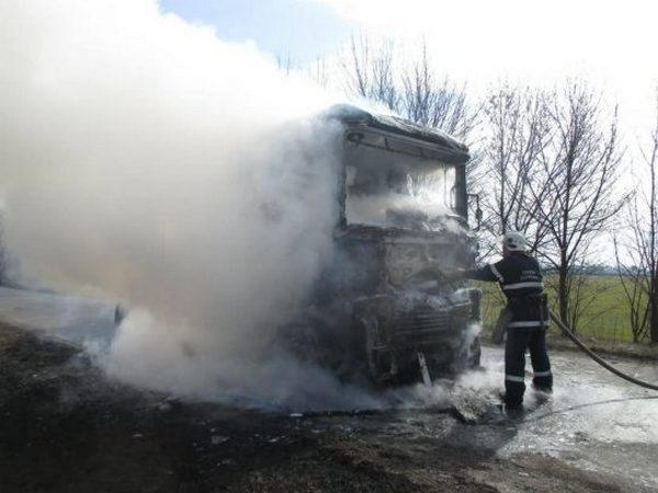 В Кременчуге на Свиштовской горел грузовик
