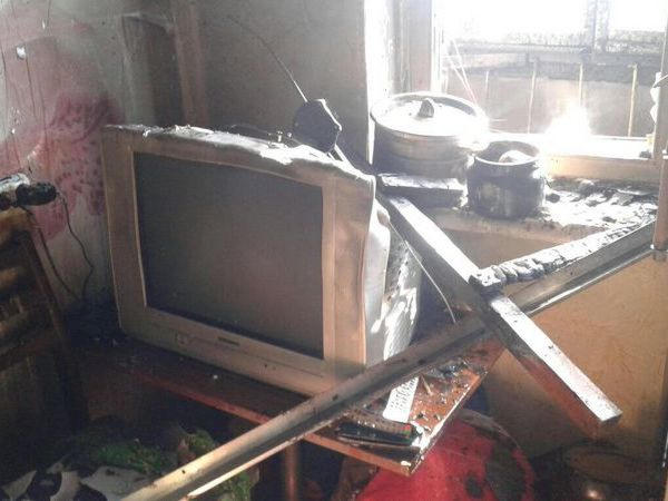В Кременчуге бабушка проверила спички и подожгла себе балкон