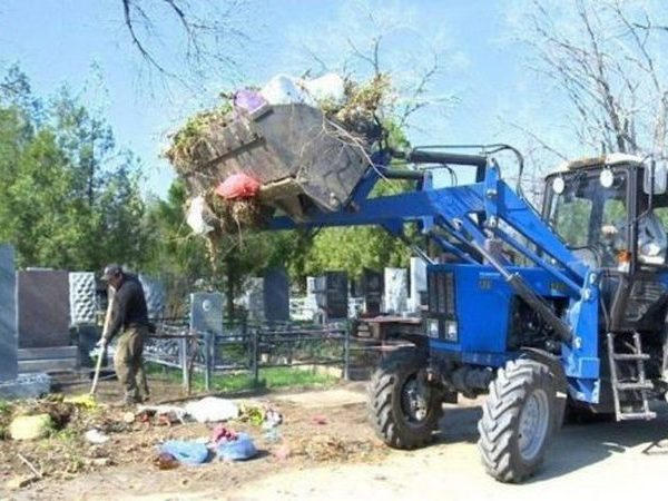 На кременчугских кладбищах работа идет полным ходом