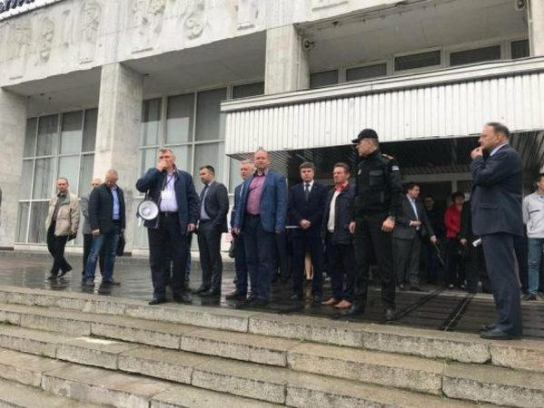 В Кременчугском ДК «Нефтехимик» появился эвакопункт