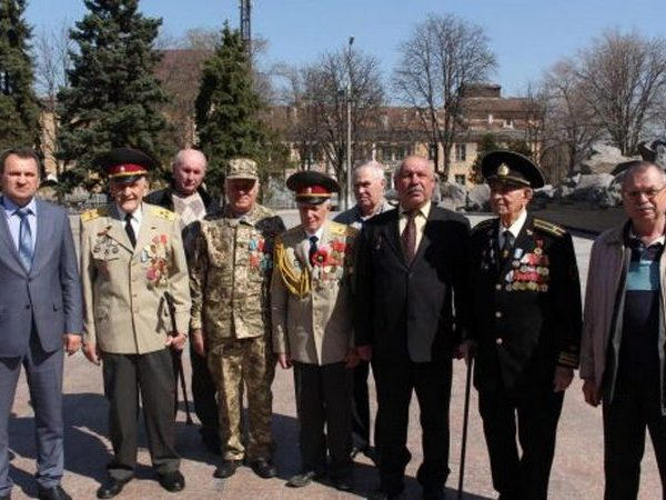 В Кременчуге почтили память заключенных фашистских концлагерей