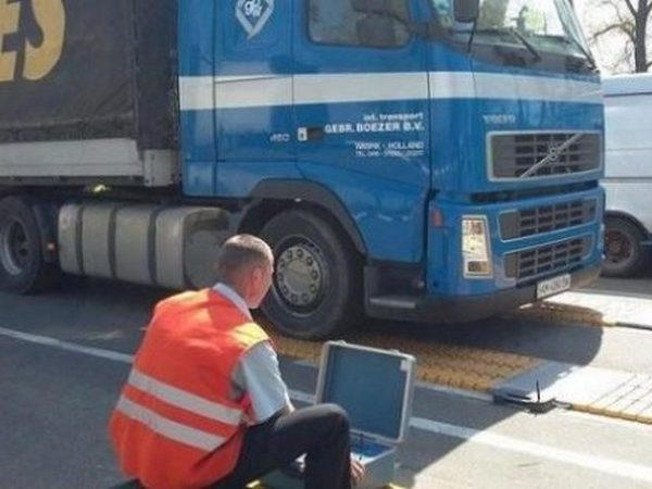 На границе Кременчуга и села Чечелево появится площадка для взвешивания фур