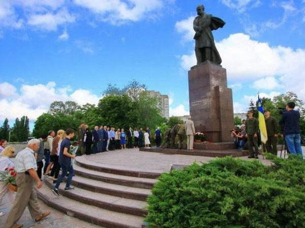 В Кременчуге отметили День перезахоронения Шевченко в Каневе
