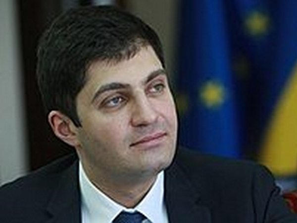 Давид Сакварелидзе поддержал побитого кременчугского активиста Олега Филипаса