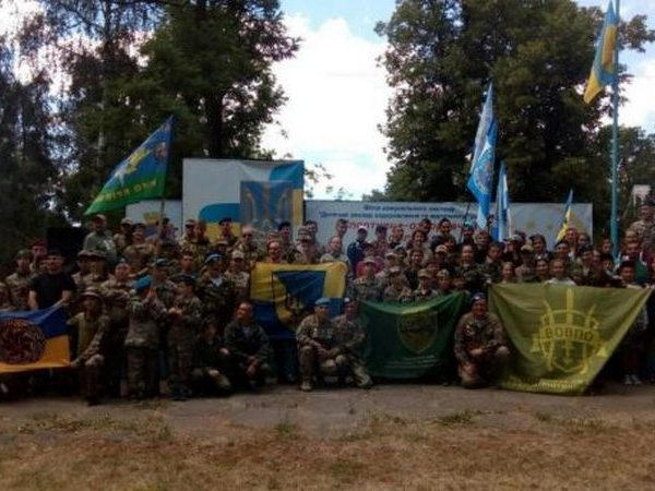В кременчугском «Спутнике» продолжаются летние полевые сборы