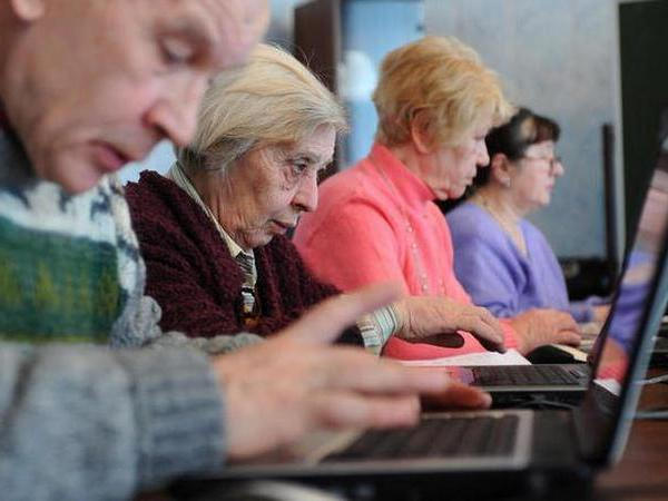 В Кременчуге 415 студентов почтенного возраста закончили Университет ІІІ возраста В Кременчуге 415 студентов почтенного возраста закончили Университет ІІІ возраста