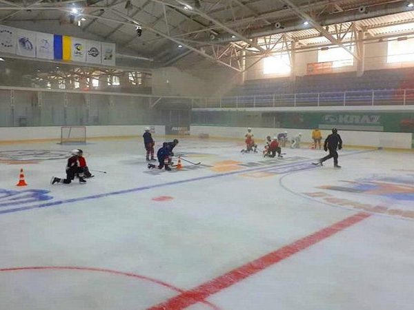 Кременчугские хоккеисты приступили к новому тренировочному сезону