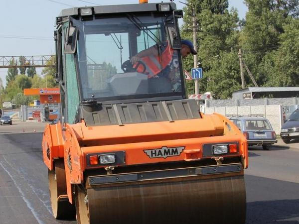 Кременчугские дорожники перешли к ремонту улицы Европейской на территории двора