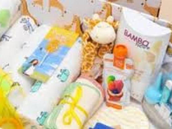 Кременчугским роженицам начали выдавать «бэби боксы»